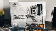 The ROG Strix X870-A is packaged in a minimalist box that reflects the aesthetics of the board (Image via Sportskeeda)